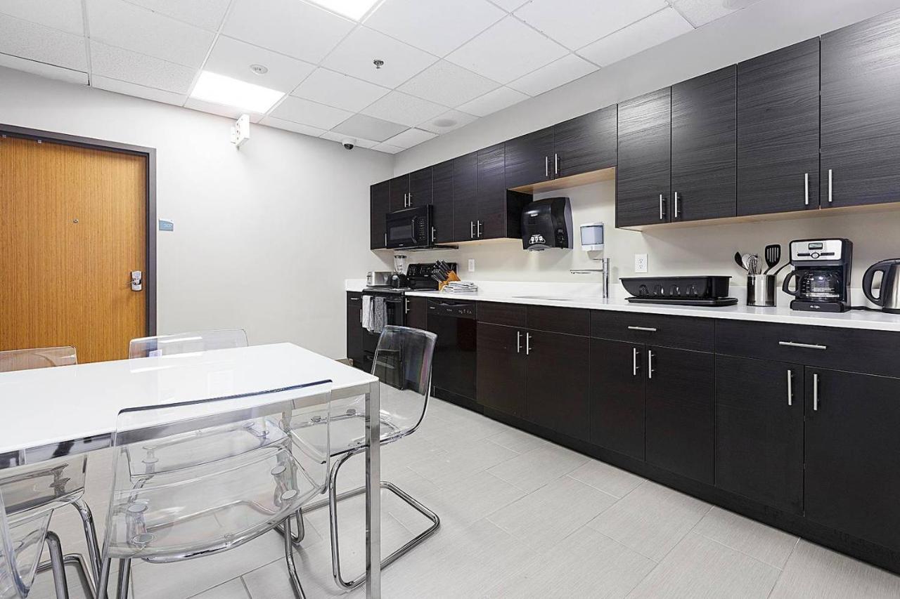 보스톤 Studio Ready 4 Students & Traveling Professionals! 310 아파트 외부 사진