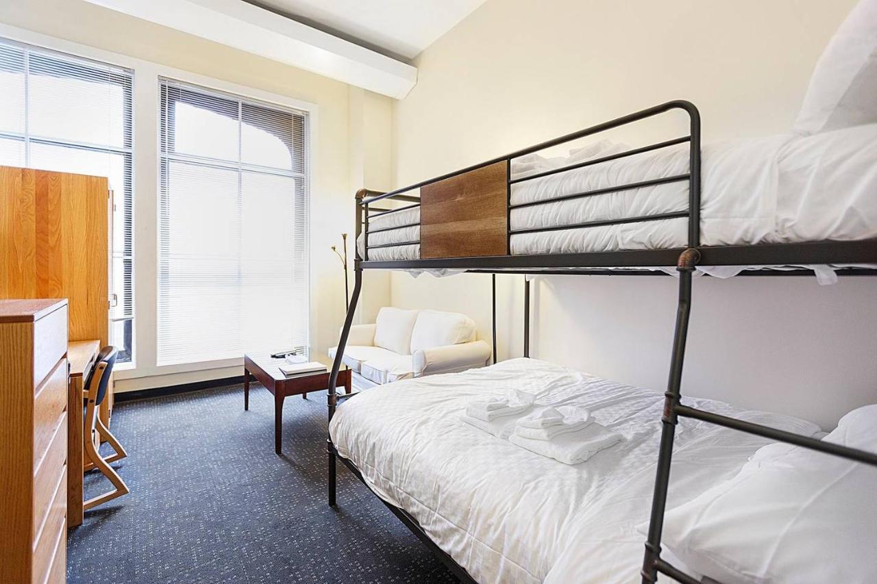 보스톤 Studio Ready 4 Students & Traveling Professionals! 310 아파트 외부 사진